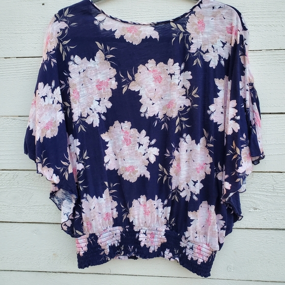 3/$22 Express Blue/Pink Floral Batwing Blouse - Picture 7 of 8
